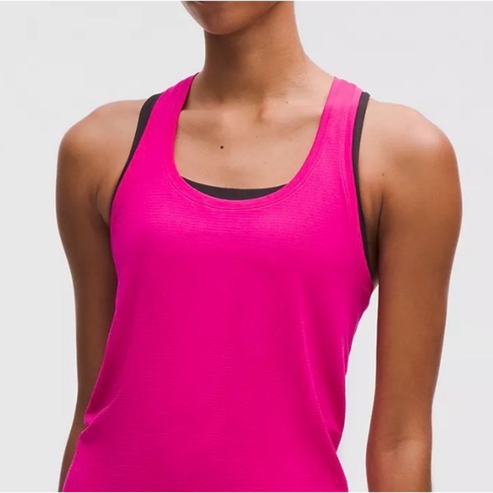 Lululemon Swiftly Tech Racerback Tank Top 2.0 Race Length sz 10 Jewelled magenta